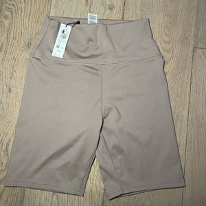 Garage tan biker shorts size small